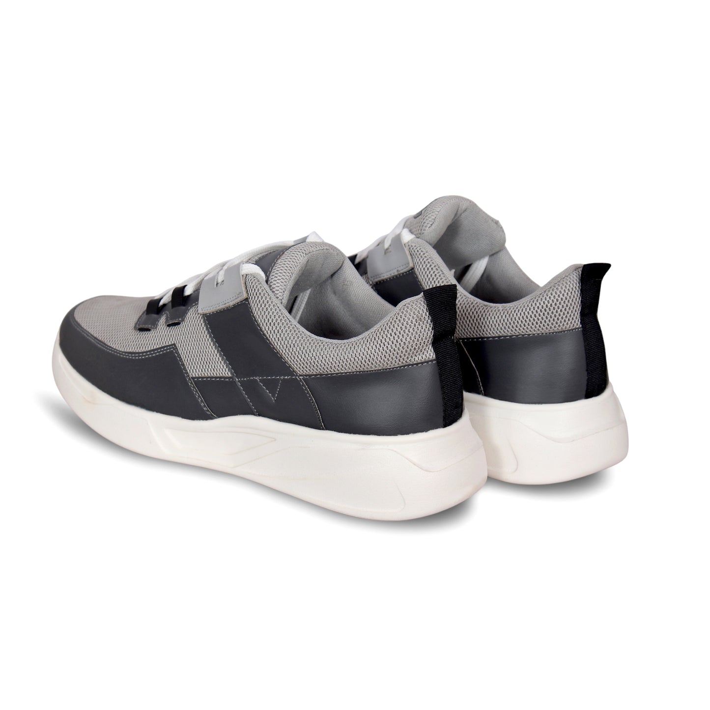 Endura : "Street-Ready Style, All-Day Comfort"