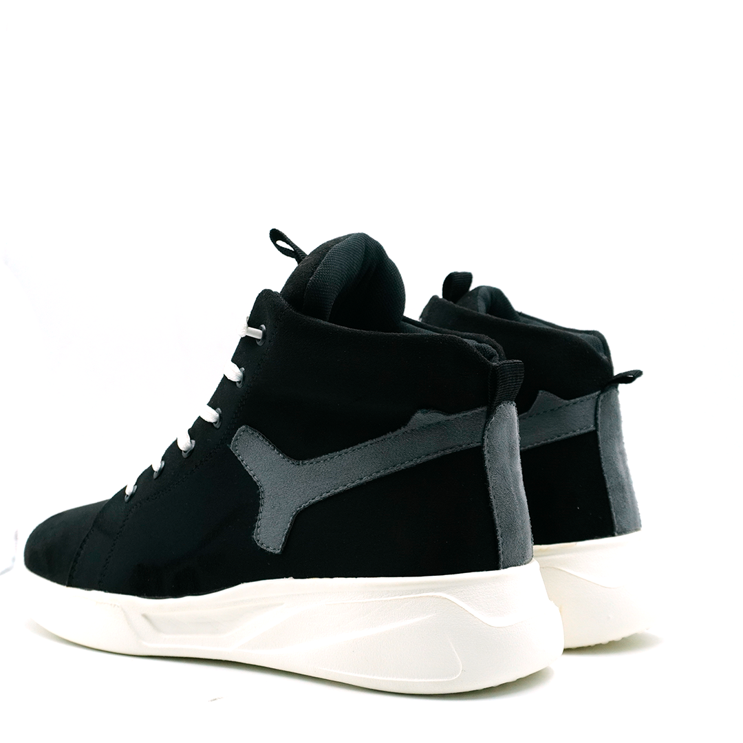 SoleMate Premium Quality High Neck Sports Shoes