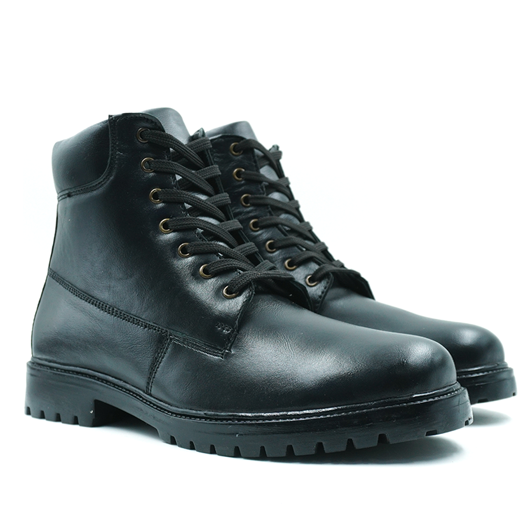Hitman Boot : "Step into unstoppable power with Hitman Boots — engineered for fearless riders who command the road."