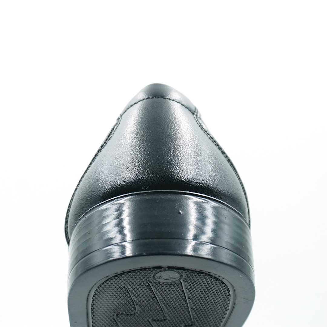 Regal : Timeless elegance, crafted in every Regal step.