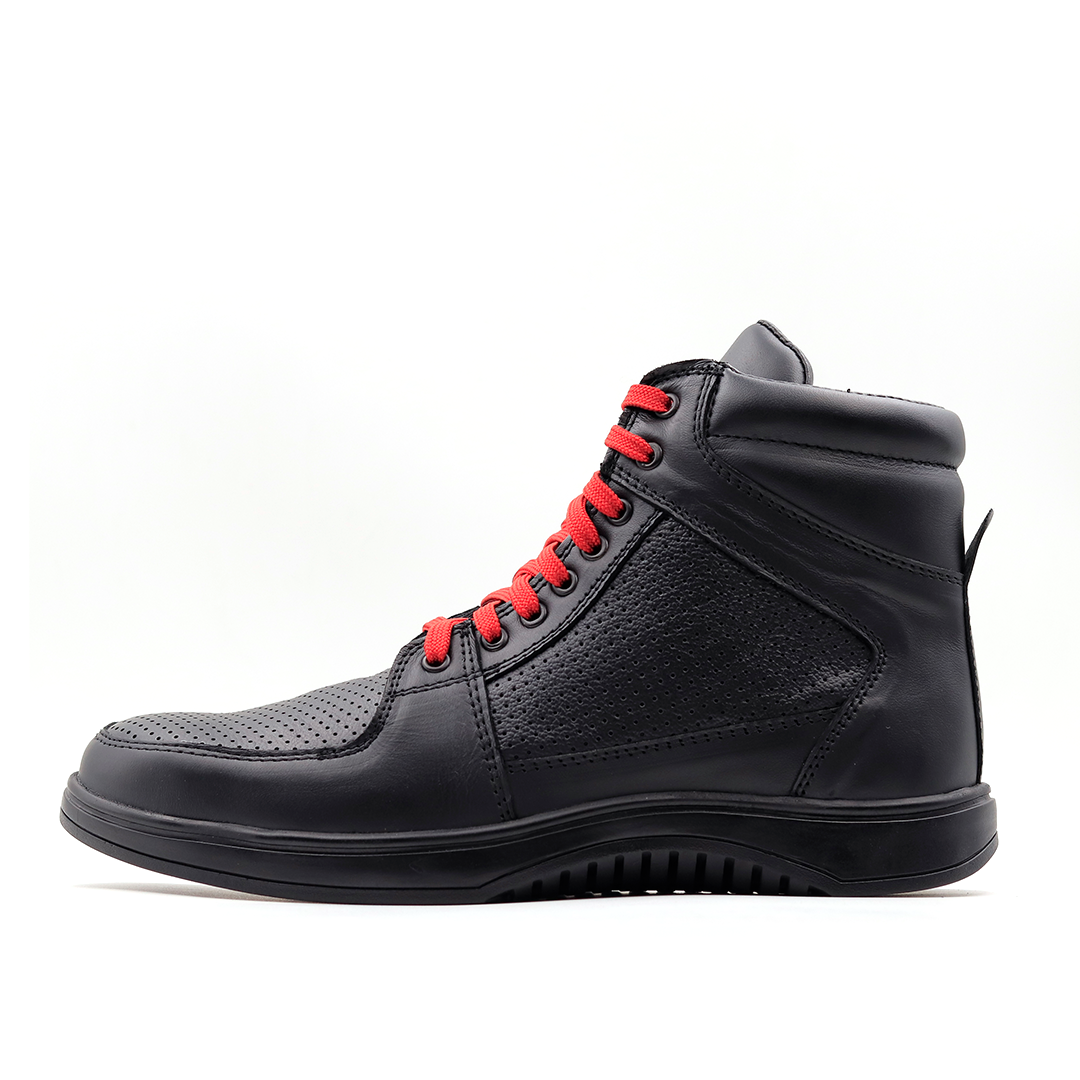 RoadRage Boots : "Unleash true power and protection on every ride with our rugged, high-performance bike boots."