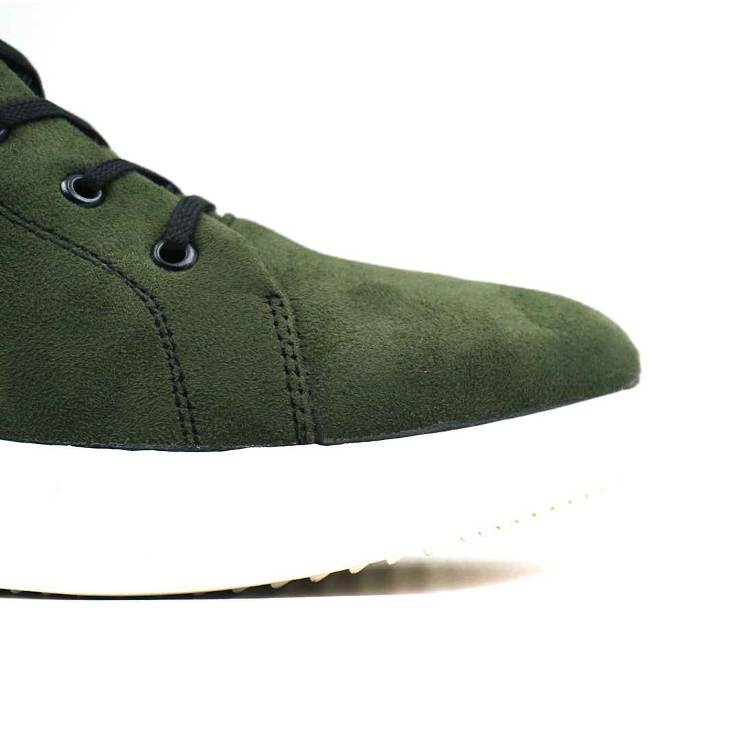 SoleMate Premium Quality High Neck Sports Shoes