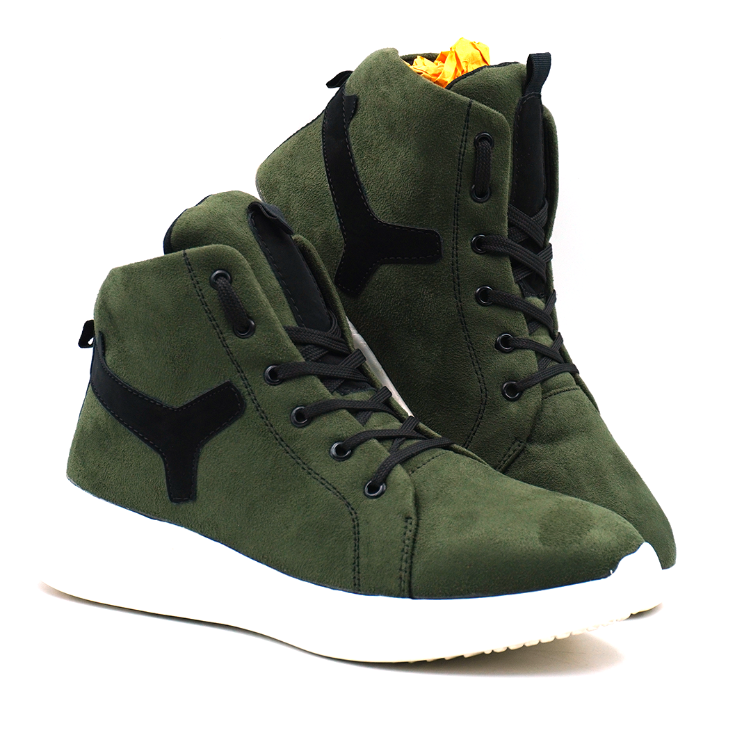 SoleMate Premium Quality High Neck Sports Shoes