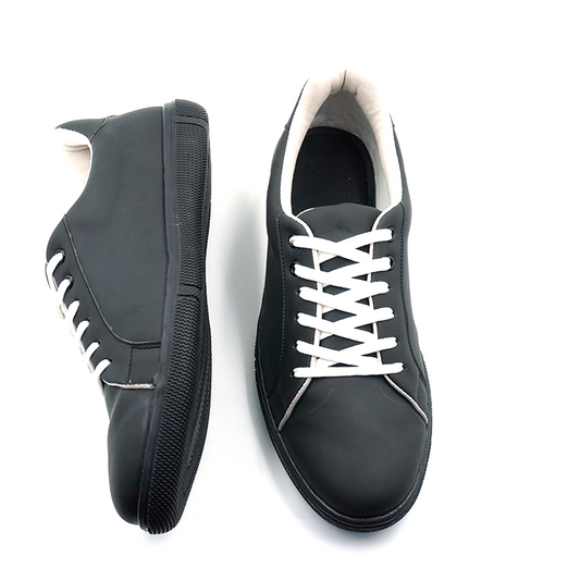 Vybe : "Lace Up. Stand Out."