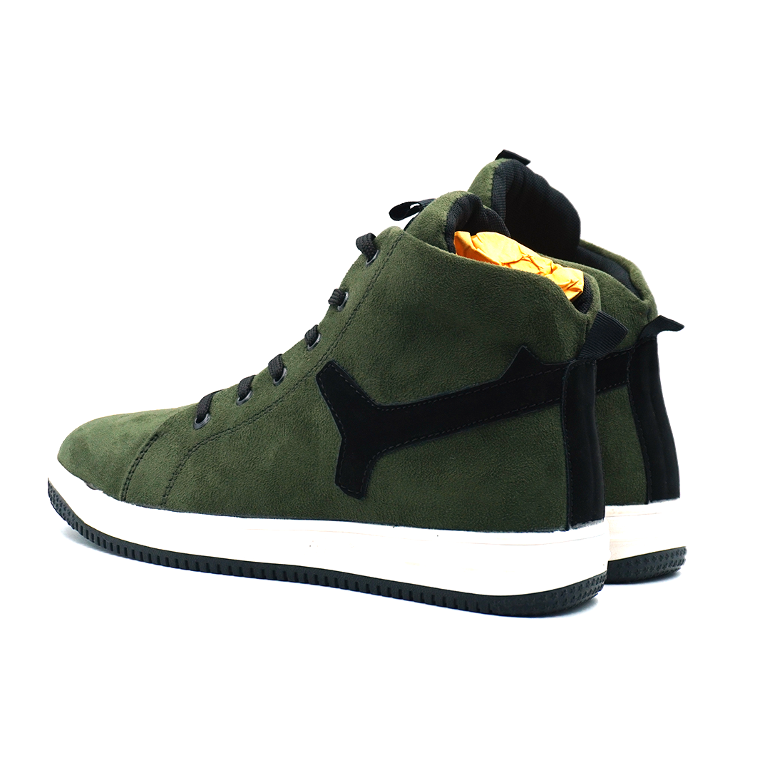SoleMate Premium Quality High Neck Sports Shoes