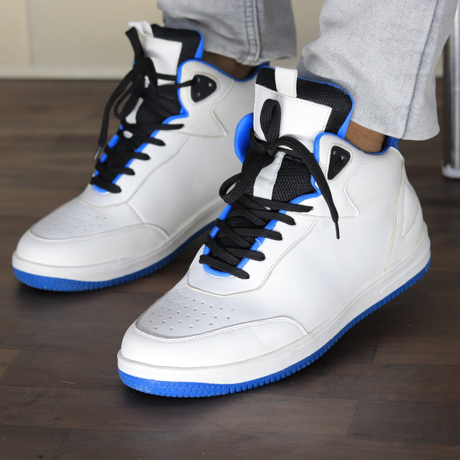 Casual Shoes