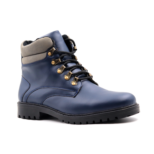 Bravur : Bold steps. Timeless edge.
