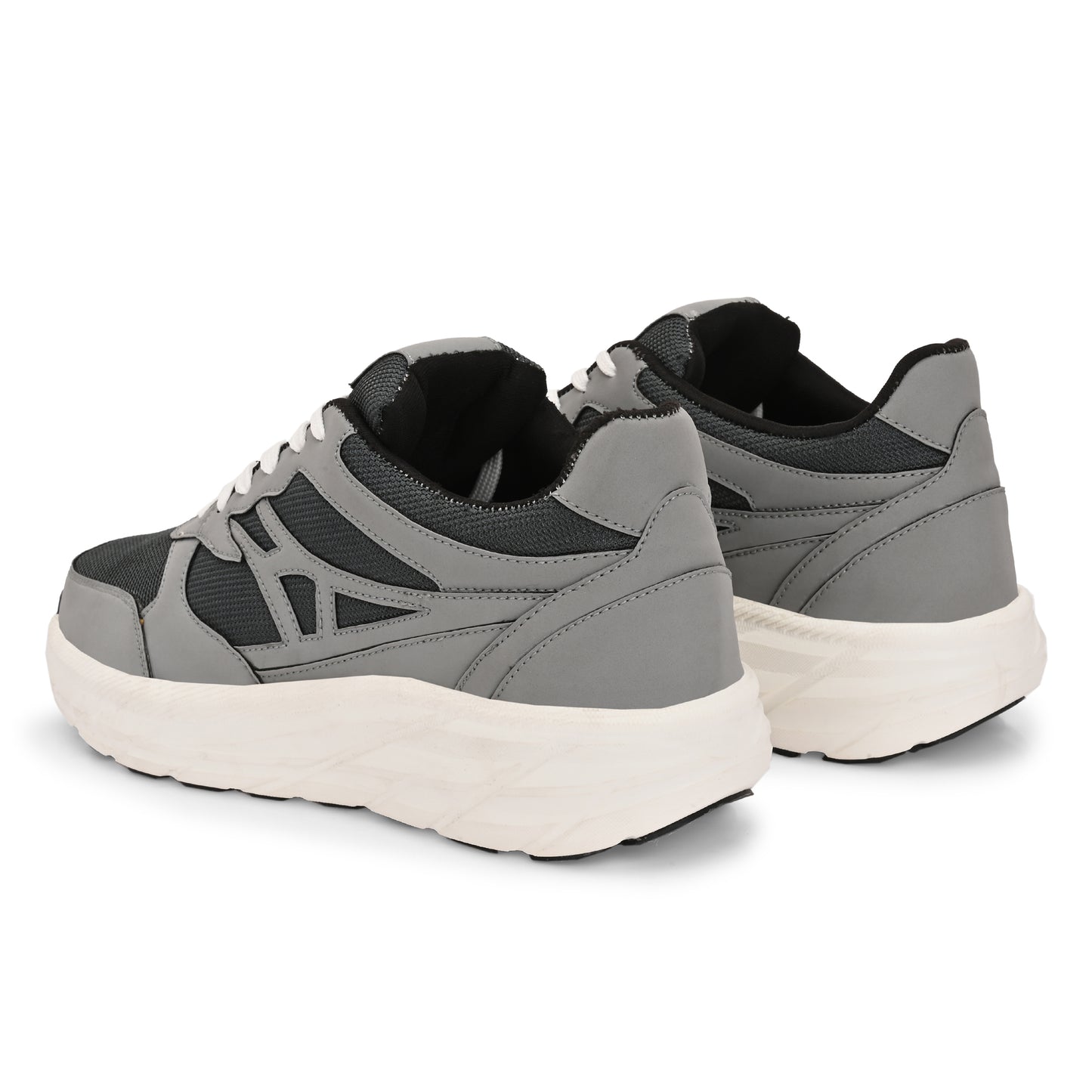 Runova : Fuel your run with next-gen comfort and speed.